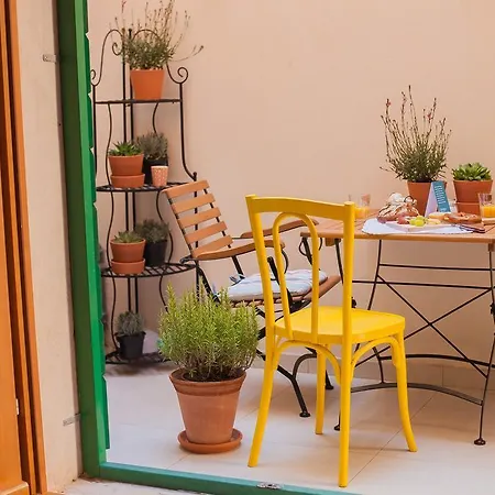 Apartment Castrum Design